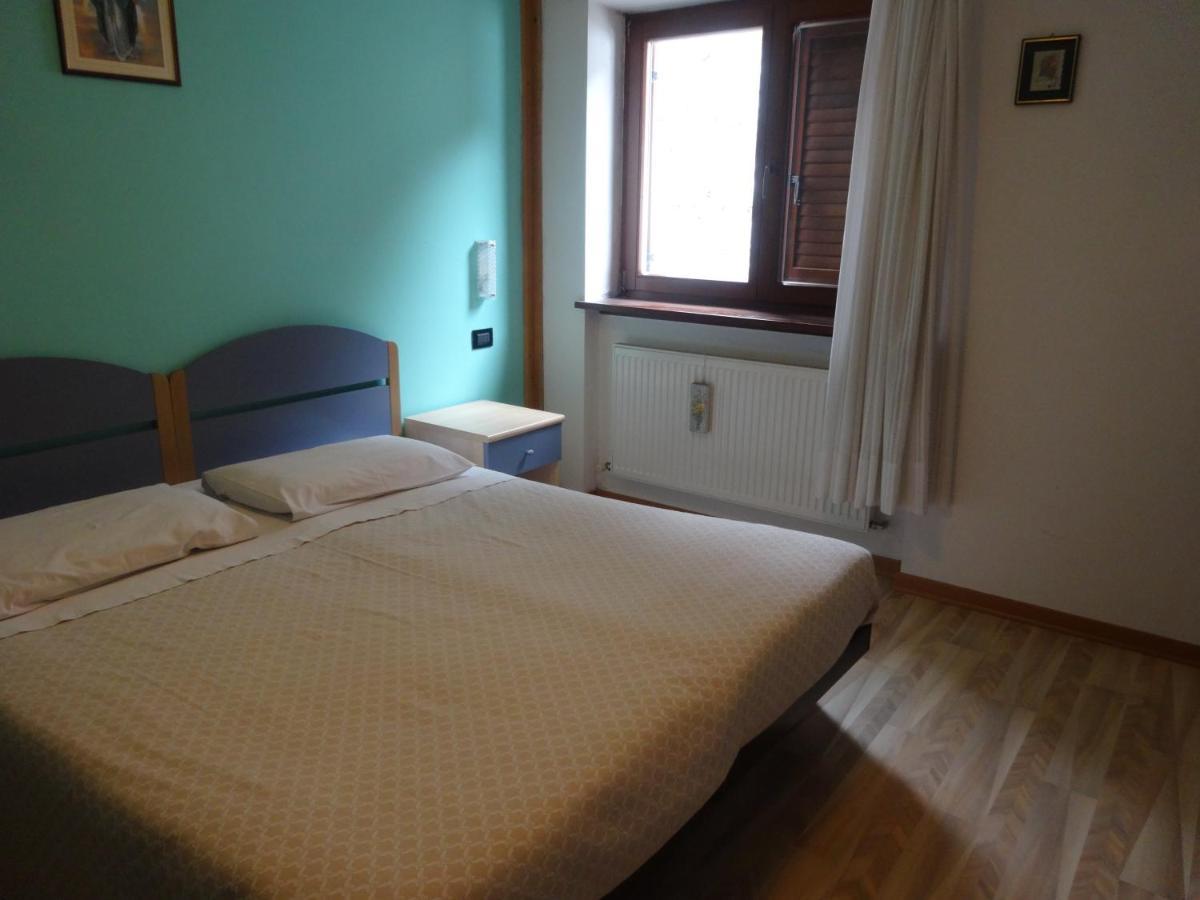 Hotel Genzianella Presenaio Экстерьер фото